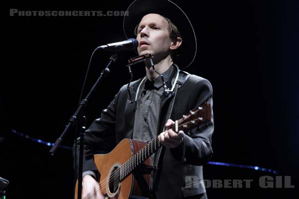 BECK - 2013-07-02 - PARIS - Cite de la Musique - Beck Hansen